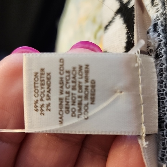 NEW LOFT Pullover Sweater Top Spring Preppy Casual Coastal Sea Shells Spring - Picture 6 of 8